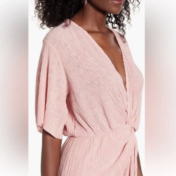 All In Favor Dolman Plissé Midi Dress w Center Twist Knot Deep V Neckline - Picture 6 of 15